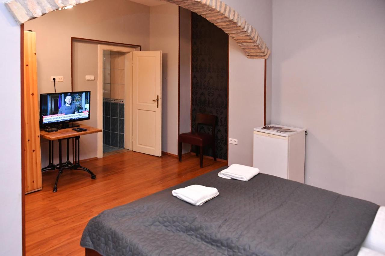 Five Seasons Vaci Utca Appartamento Budapest